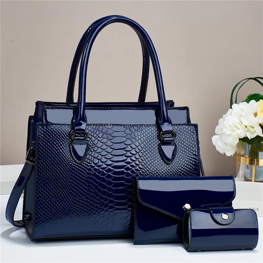 Wholesale of the 2023 new style fashionable multi-piece set of European and American crocodile-patterned single-shoulder crossbody handbags, a bestseller in foreign trade details Picture