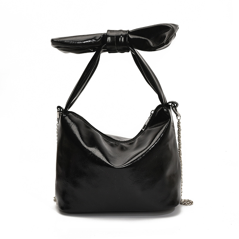 Fashionable and simple tote bag for women 2025 summer, new large-capacity single-shoulder bag for work and commuting, a niche quality chain bag Item Picture