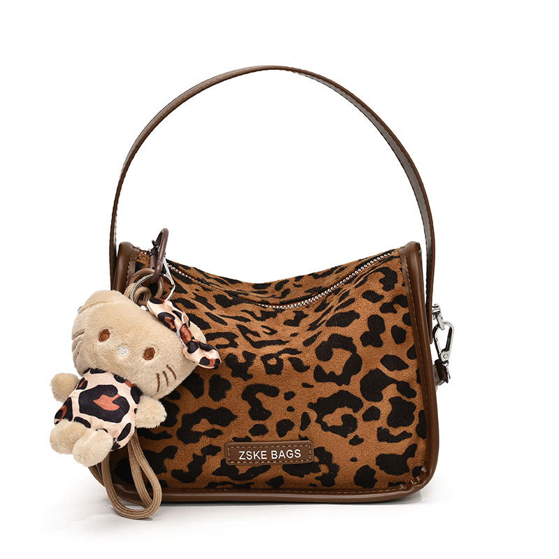 A niche design of a frosted bag for women in 2024, a high-end and trendy leopard print crossbody bag, a fashionable single-shoulder underarm bag Item Picture