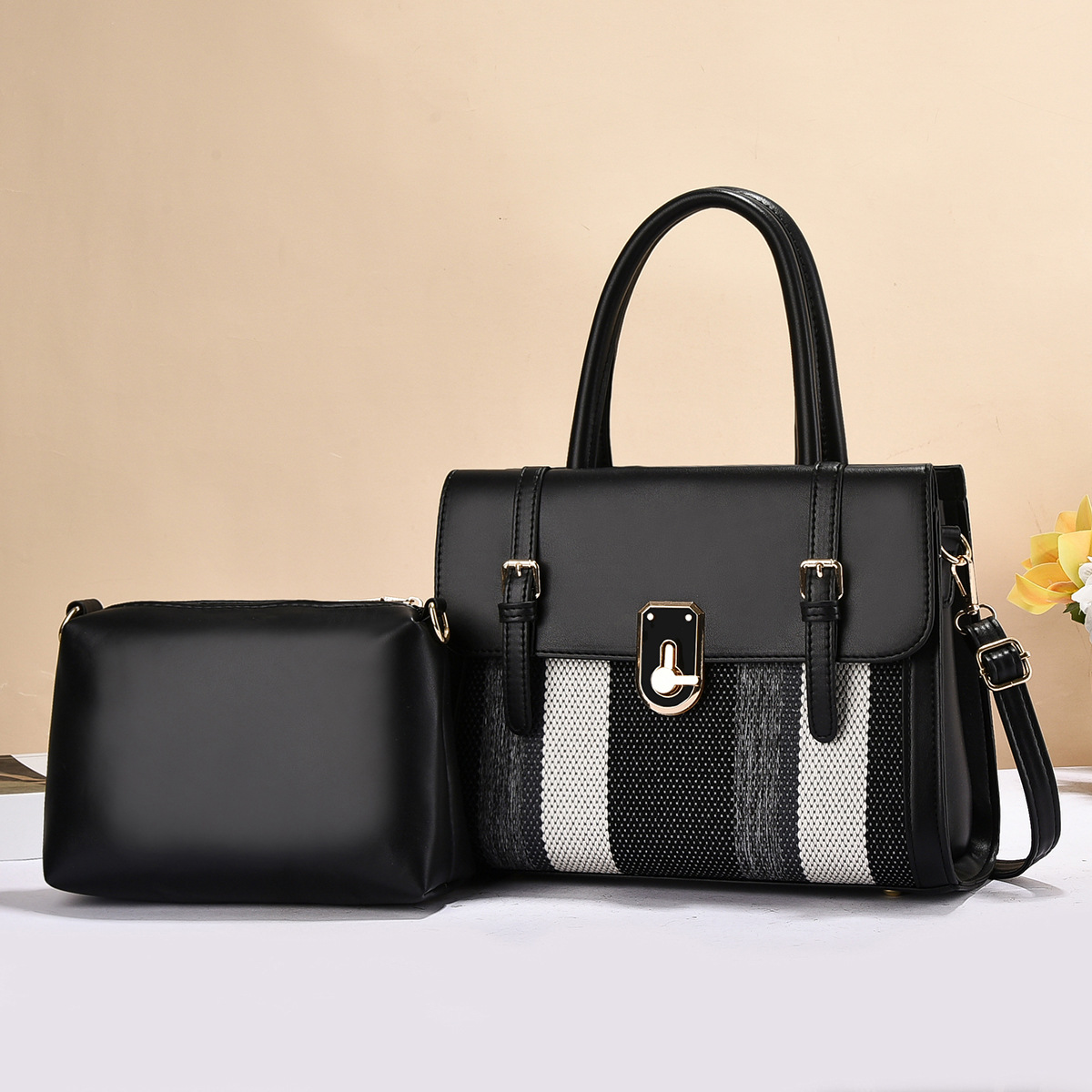 Factory direct sale trendy bags2025 Women's large leather tote bun mother bag, simple and high-end design sense for women full figure