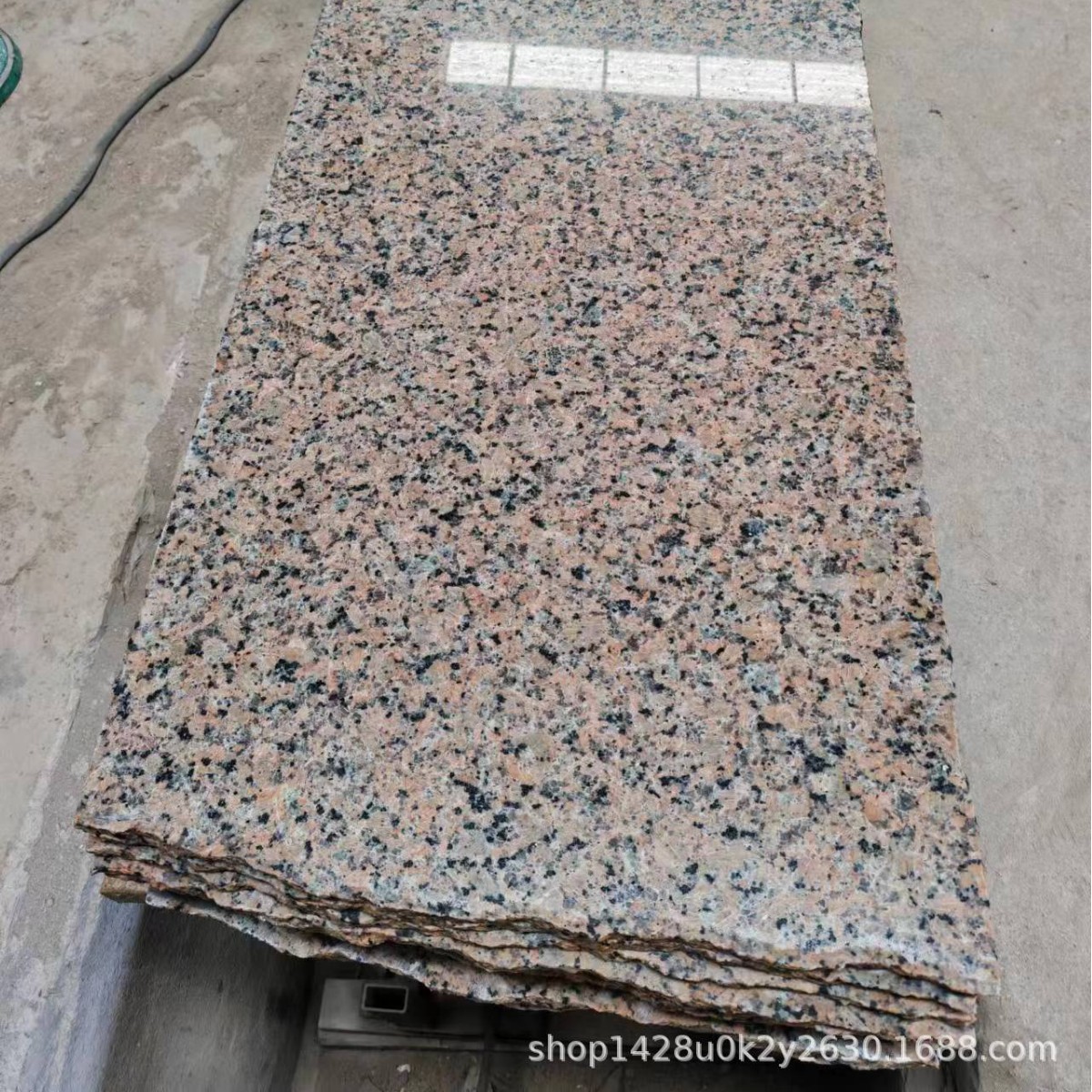 Natural shrimp red marble, granite, Wulianhong red wall, dry-hung outdoor decorative curtain wall, dry-hung board, floor tile board full figure