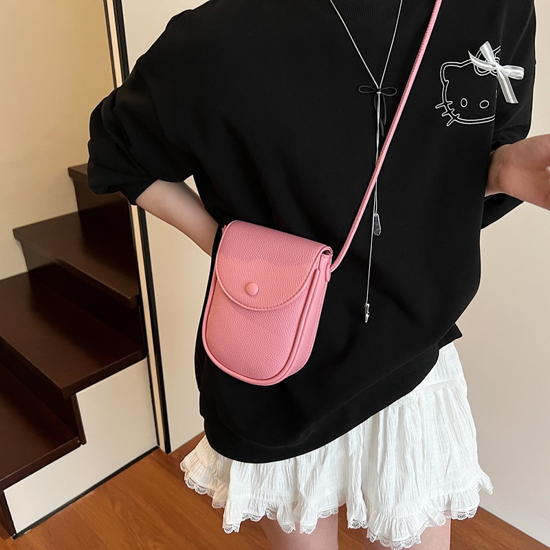 Cross-border lychee pattern Korean candy-colored mobile phone bag for women, 2025 new style, fashionable and versatile single-shoulder crossbody bag for women Application Scenario