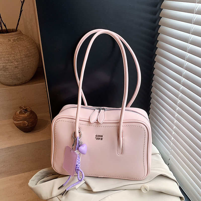 High-end quality large-capacity underarm bag for women 2025 new style, fashionable, versatile, stylish, light luxury, solid color simple single-shoulder bag full figure