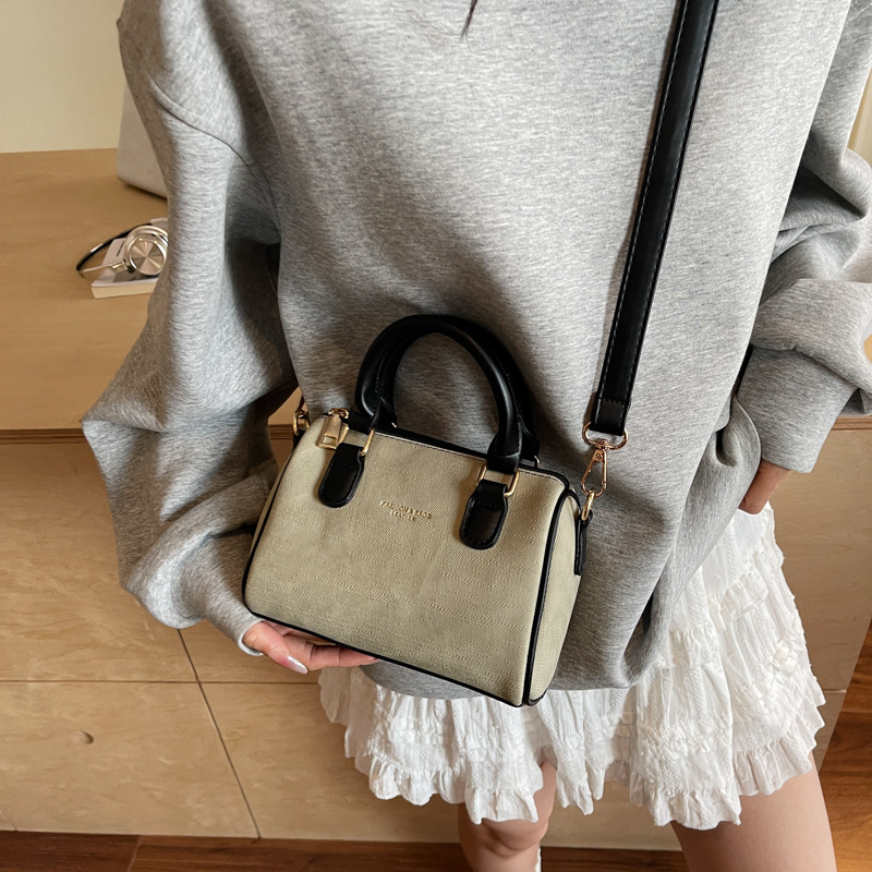Bag Girl 2025 Summer New Korean-style handbag, fashionable pillow bag, simple and versatile shoulder bag, patchwork crossbody bag Specification drawing