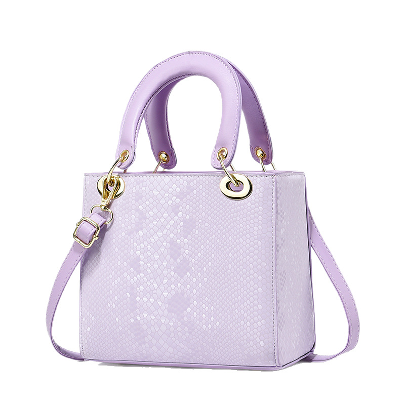 The new high-end silk scarf woven princess bag from Foreign Trade in 2025 features a niche design, a hand-held shoulder crossbody trendy women's bag Item Picture