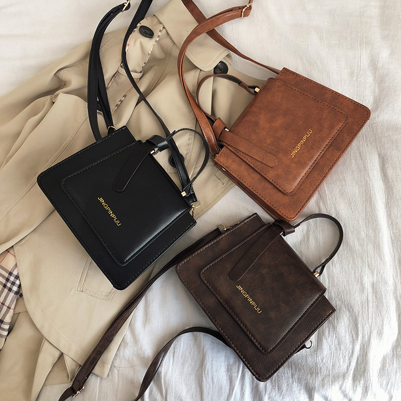Autumn and winter retro chic bag for women 2019 popular new Hong Kong-style fashionable texture solid color single-shoulder crossbody small square bag Specification drawing
