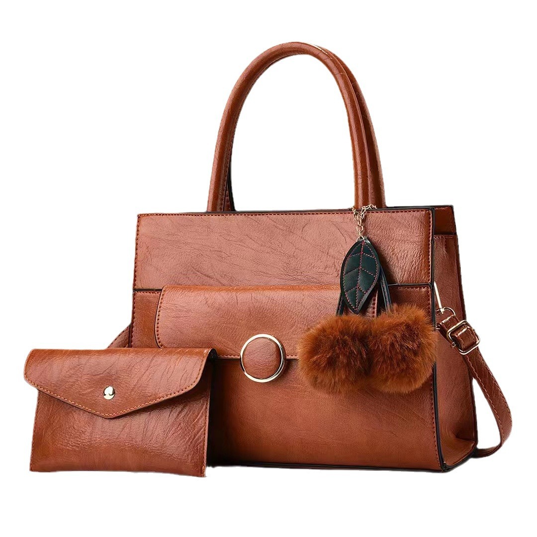 Factory fashion trend women's bag, high-end large-capacity single-shoulder crossbody bag, high-end handbag, plush pendant women's bag Item Picture