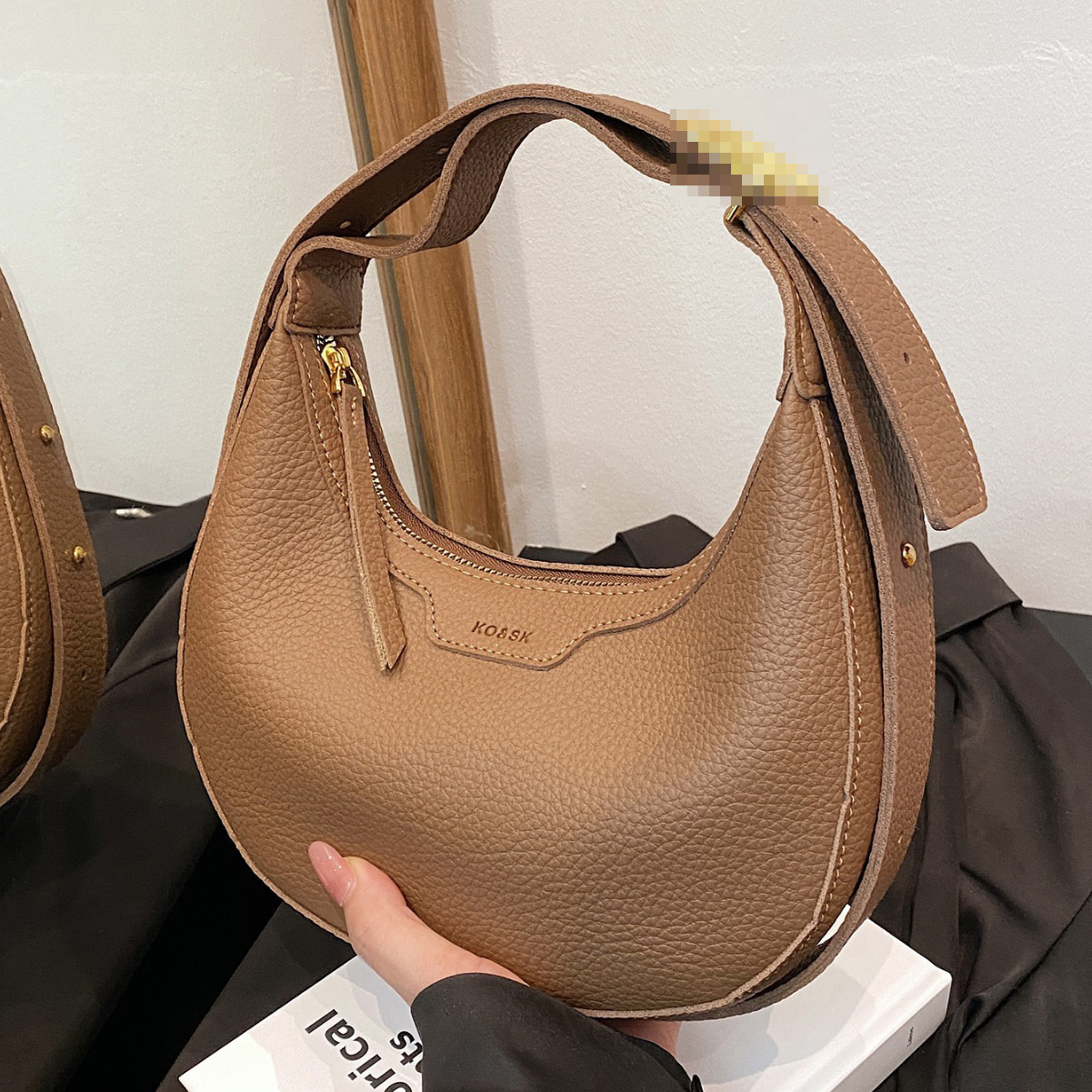 Cross-border niche handbag, women's 2025 new style versatile single-shoulder crossbody underarm bag, casual and fashionable crescent bag full figure