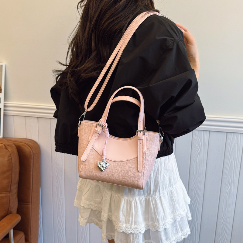 High-end Korean-style hand-held vegetable basket bag for women 2025 new style, versatile and elegant, large-capacity single-shoulder crossbody bag for going out details Picture