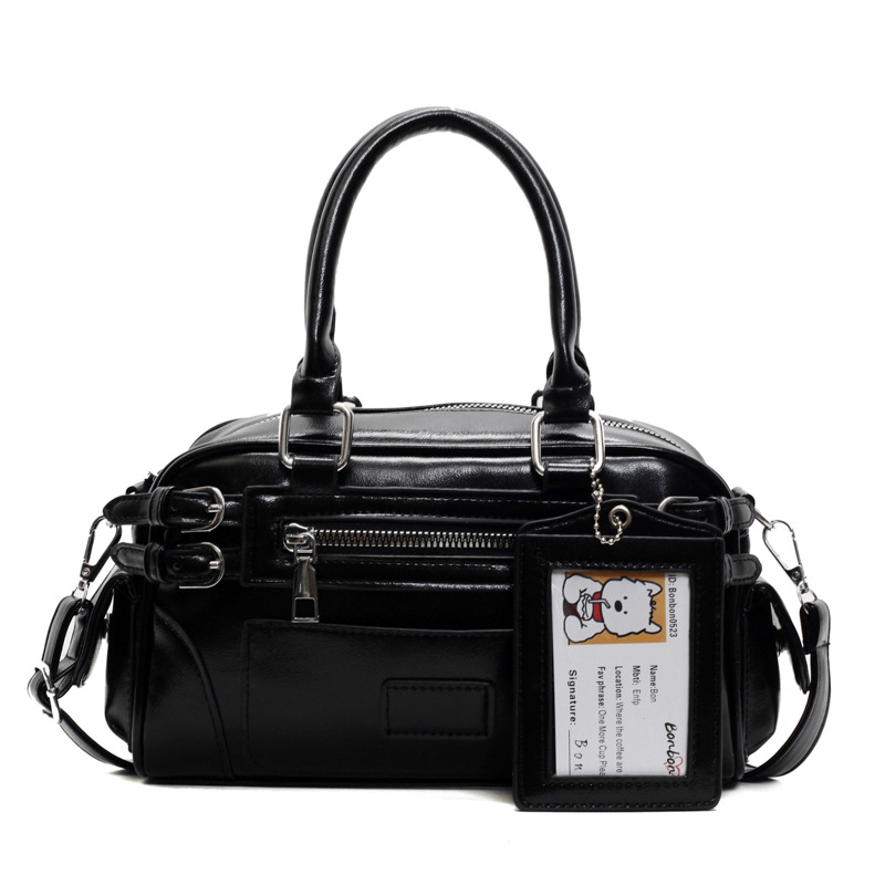 Hand-held bowling bag for women, 2025 new trendy and fashionable Korean style motorcycle bag, crossbody bag, casual and simple single-shoulder bag Item Picture