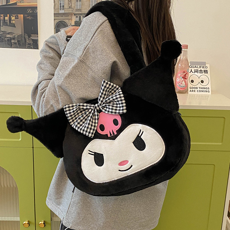 New cross-border Sanrio plush bag 2024 Cartoon single-shoulder large-capacity Girls' ins class plush bag wholesale Application Scenario