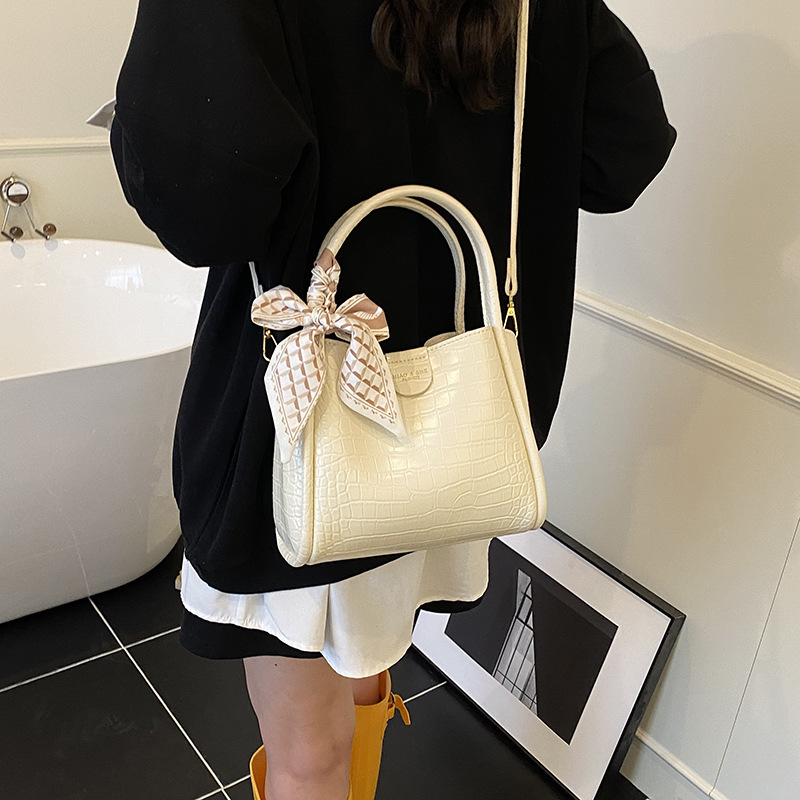 High-end stone-patterned hand-held bucket bag for women, new model 2025, a niche and versatile casual single-shoulder crossbody bag for commuting Specification drawing