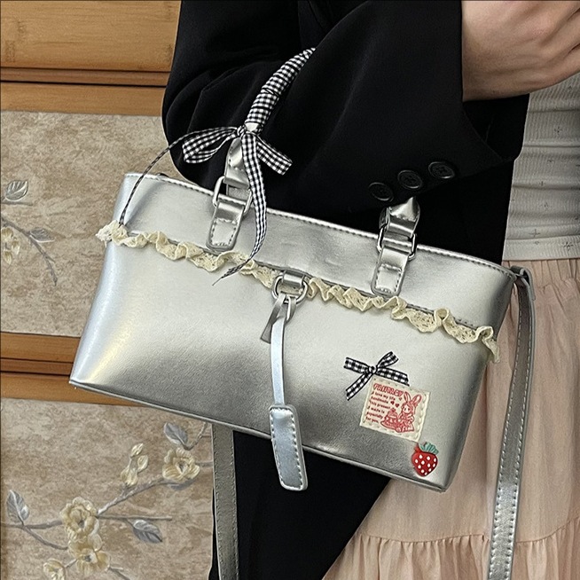 Stylish and sweet girl lace handbag for women, 2025 new color contrast large capacity commuter single-shoulder crossbody tote bag full figure