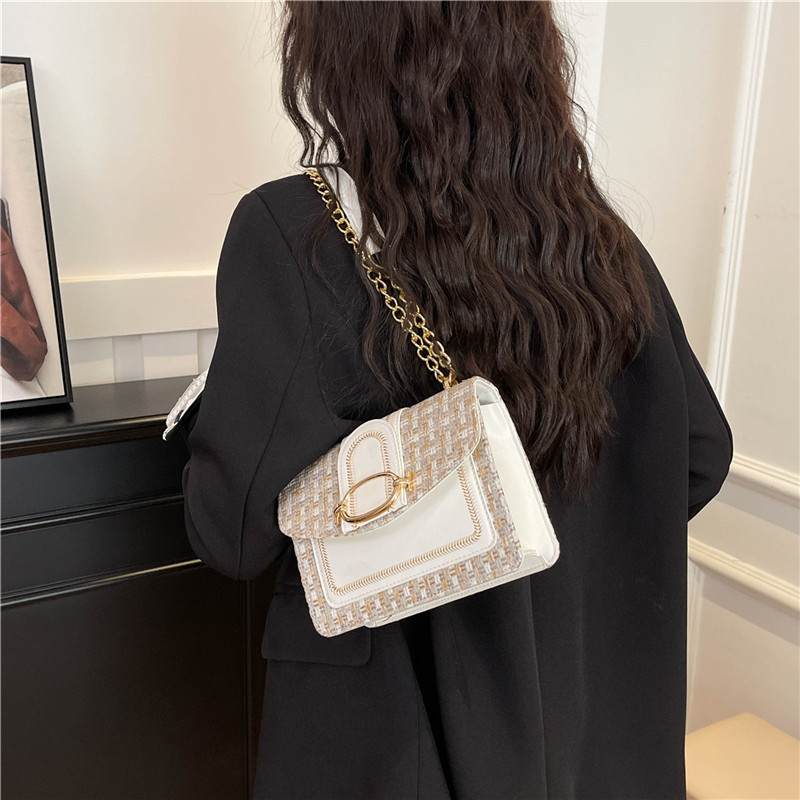 Chanel chain bag, stylish 2025 new style small bag, women's crossbody single-shoulder bag, hand-held woven bag details Picture