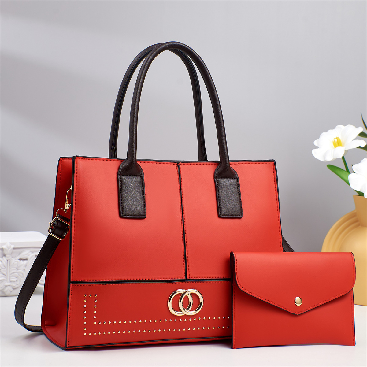 New solid color, personalized and high-end 2025 simple and versatile mother and child bag, single-shoulder and hand-carry cross-border quality large capacity bag Application Scenario