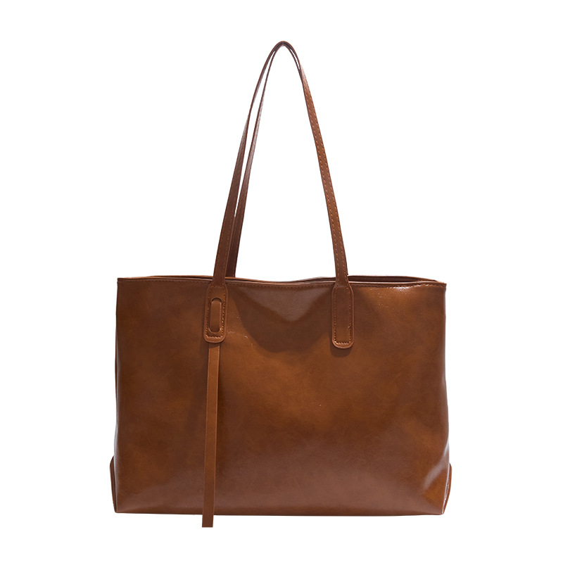 This year, a stylish and elegant retro commuter handbag is in vogue. The new spring 2025 model is a stylish single-shoulder underarm tote bag Item Picture