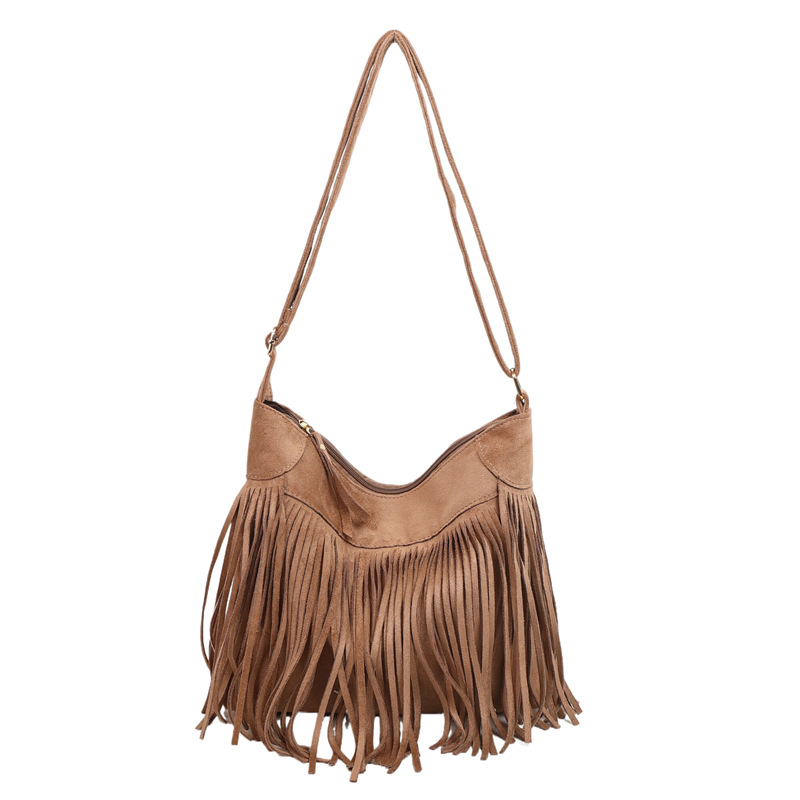 The new winter women's bag with a matte texture and fringed underarm bag is stylish and trendy. It's a cross-border single-shoulder bag and crossbody bag Item Picture