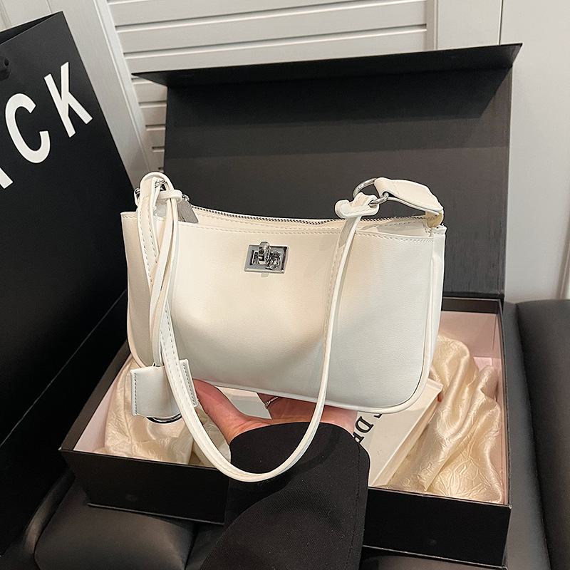Stylish and versatile women's 2025 new high-end and exquisite single-shoulder crossbody bag, casual hand-carry underarm bag details Picture