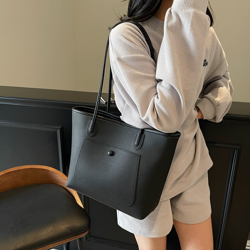 Cross-border bag for Women 2025 New retro and versatile single-shoulder underarm bag, large-capacity tote bag for class and commuting details Picture