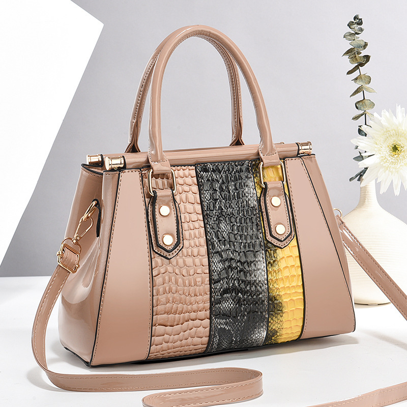New patchwork women's bag 2024, European and American fashion, shiny leather, European and American trend, practical single-shoulder crossbody handbag full figure