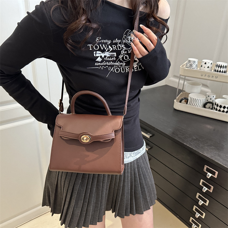New cross-border high-end fashion handbag, stylish and versatile small square bag, large-capacity commuting single-shoulder crossbody women's bag Specification drawing