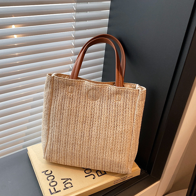 2025 New summer color-blocking versatile hand-woven bag, large-capacity simple handbag, straw woven bag, tote bag full figure