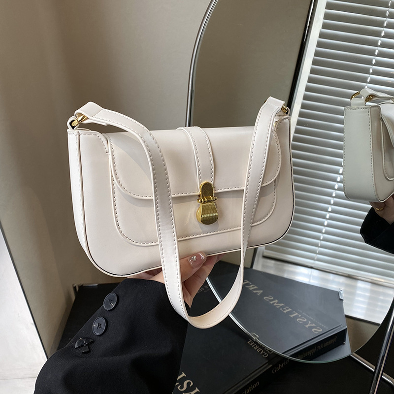 2025 New single-shoulder niche design fashionable women's bag, high-quality commuting handbag, crossbody bag, elegant small bag details Picture