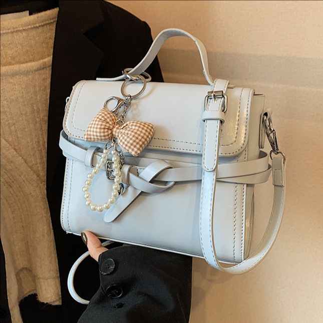 Stylish Korean-style niche handbag for women, 2025 new fashion soft leather contrasting color underarm bag, casual single-shoulder crossbody bag full figure
