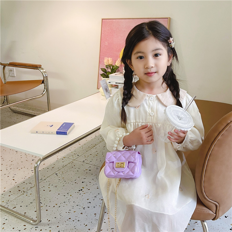 The 2025 new cross-border best-selling jelly bag, hand-held mini bag, children's small bag, and the cute little crossbody bag for internet-famous girls Specification drawing