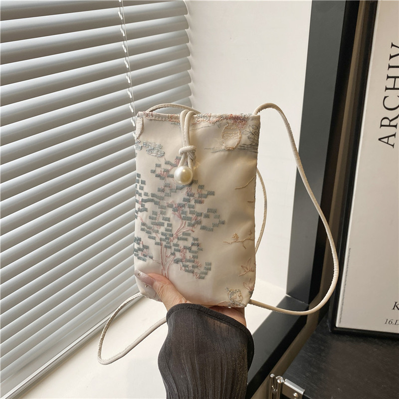 "2025 Summer Stylish Embroidered Mini Mobile phone Bag for Women 2025 New Women's single-shoulder crossbody bag Fashionable small bag.