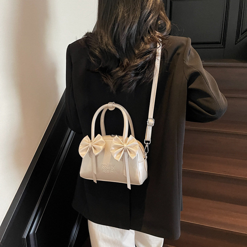2025 New Korean-style fashionable bow handbag, a high-end and elegant single-shoulder bag for women, stylish and versatile crossbody bag Specification drawing