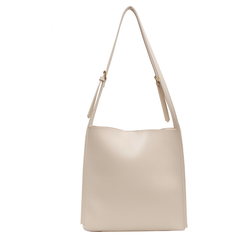 A new 2024 high-end, versatile and retro single-shoulder tote bag for women with a large capacity Item Picture