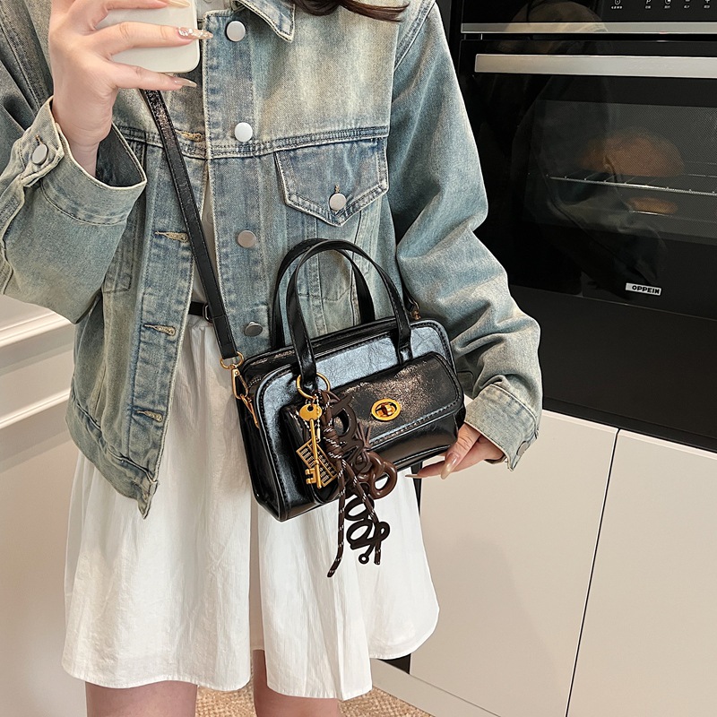 Retro and simple small bag for women, 2025 new Spring/Summer fashion single-shoulder crossbody bag for women to carry to work Specification drawing