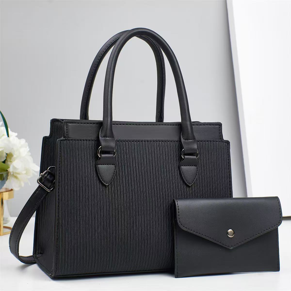 Two-piece cross-border mother-and-child bag 2025 new style women's handbag, a popular export large-capacity retro single-shoulder bag full figure