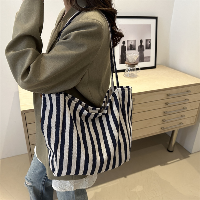Large-capacity, simple striped canvas bag for women, ins, artistic and laid-back style, autumn and winter shopping bag, handbag, single-shoulder large bag Specification drawing