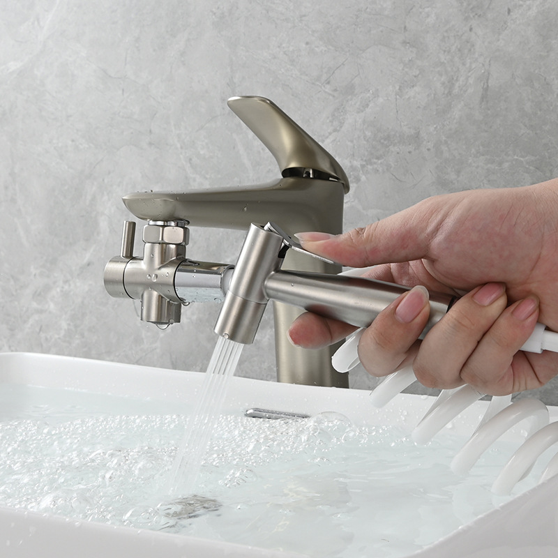 Washbasin faucet diverter, washbasin faucet one-inlet two-outlet water divider valve, faucet water divider conversion valve accessories Specification drawing