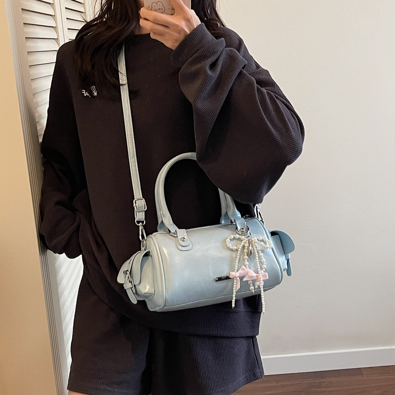 A stylish and light luxury soft leather solid color Boston handbag for women, a new 2025 high-end commuter single-shoulder crossbody bag Specification drawing