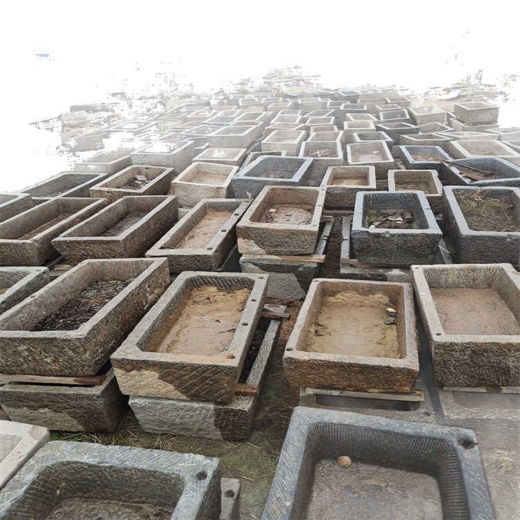 Old stone trough outdoor courtyard retro flower POTS, old stone trough scenic area courtyard ornaments, pig trough stone basin flowing water combination water Item Picture