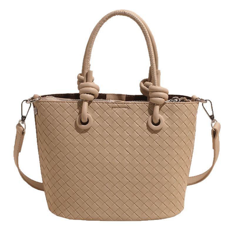Cross-border niche woven hand-held bucket bag for women 2025 new style, fashionable and versatile crossbody bag, casual single-shoulder mother-and-child bag Item Picture