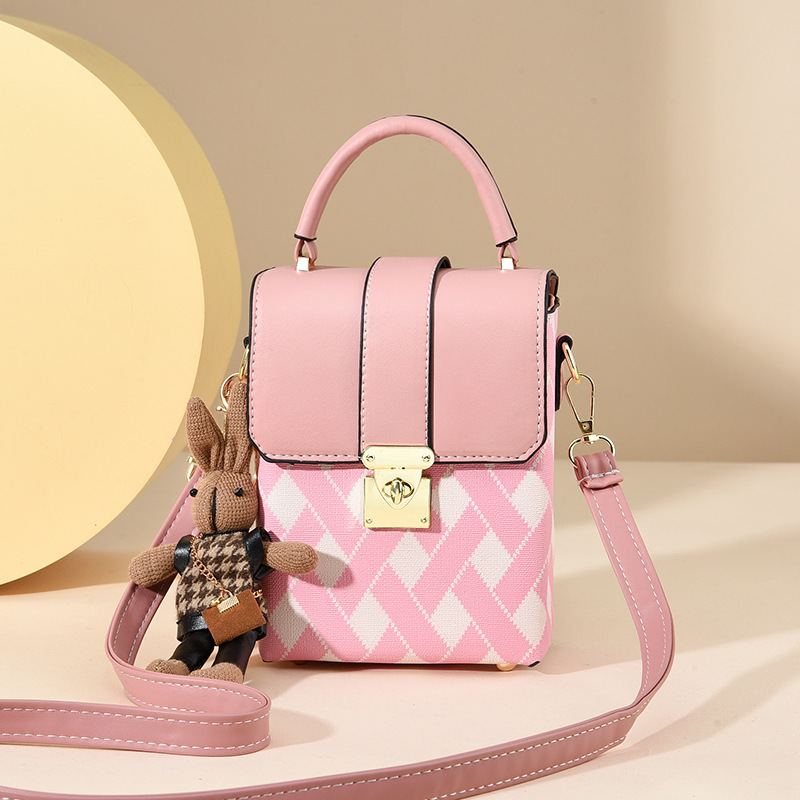 2023 new stylish Korean-style, simple and elegant, color-blocking single-shoulder crossbody women's bag, small square bag for export Specification drawing