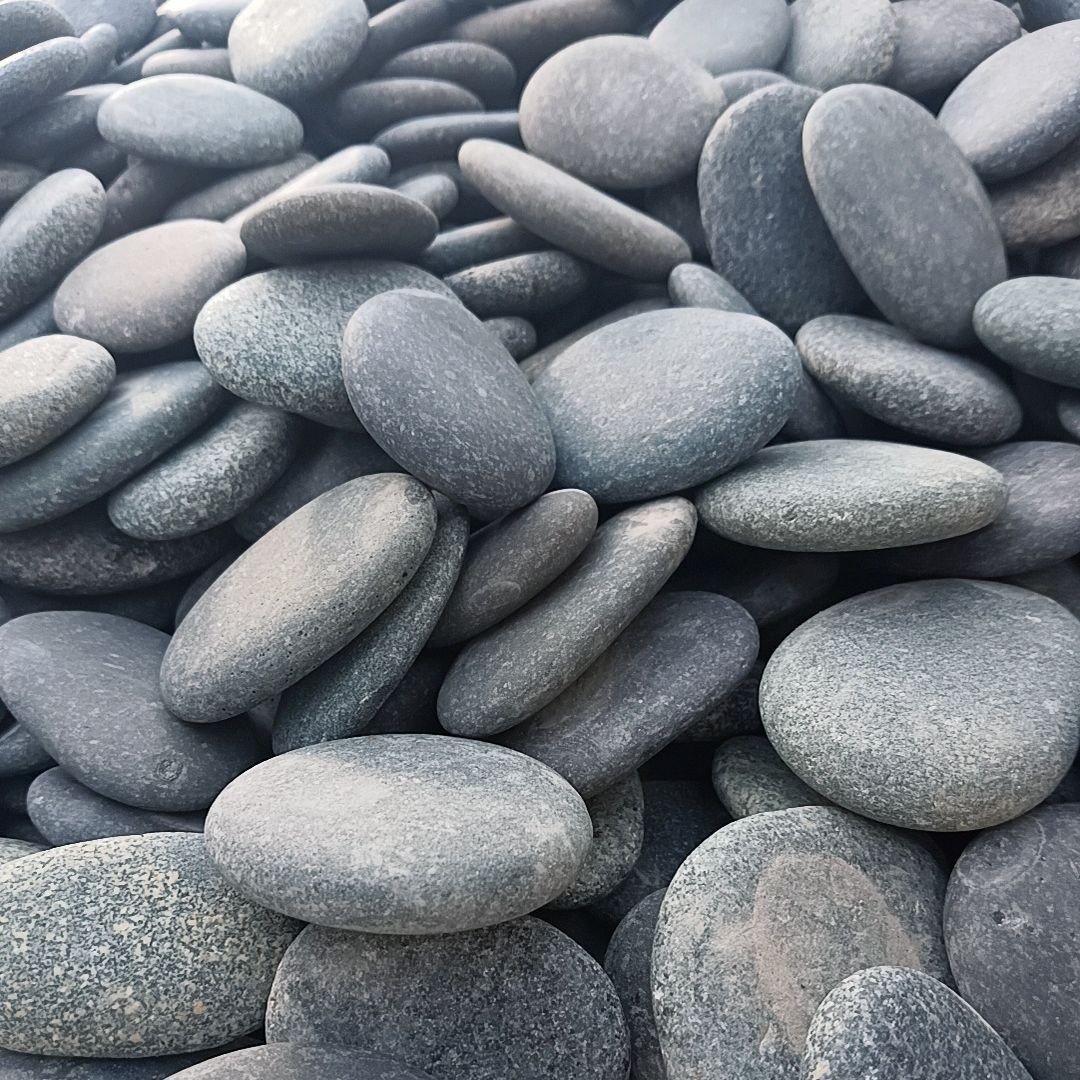 Wholesale of painting stones, pebble paving stones, courtyard and outdoor landscaping projects, landscape stones, natural raw stones and rain flower stones details Picture