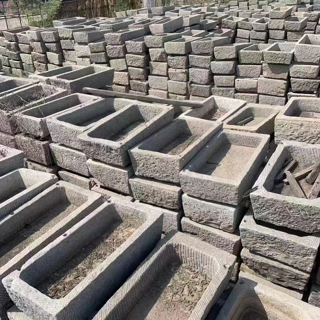 Ancient building old stone troughs, old ox troughs, old pig troughs, balcony flower POTS, landscape ornaments, fish-keeping stone basins, courtyard ornaments, old stone tools details Picture