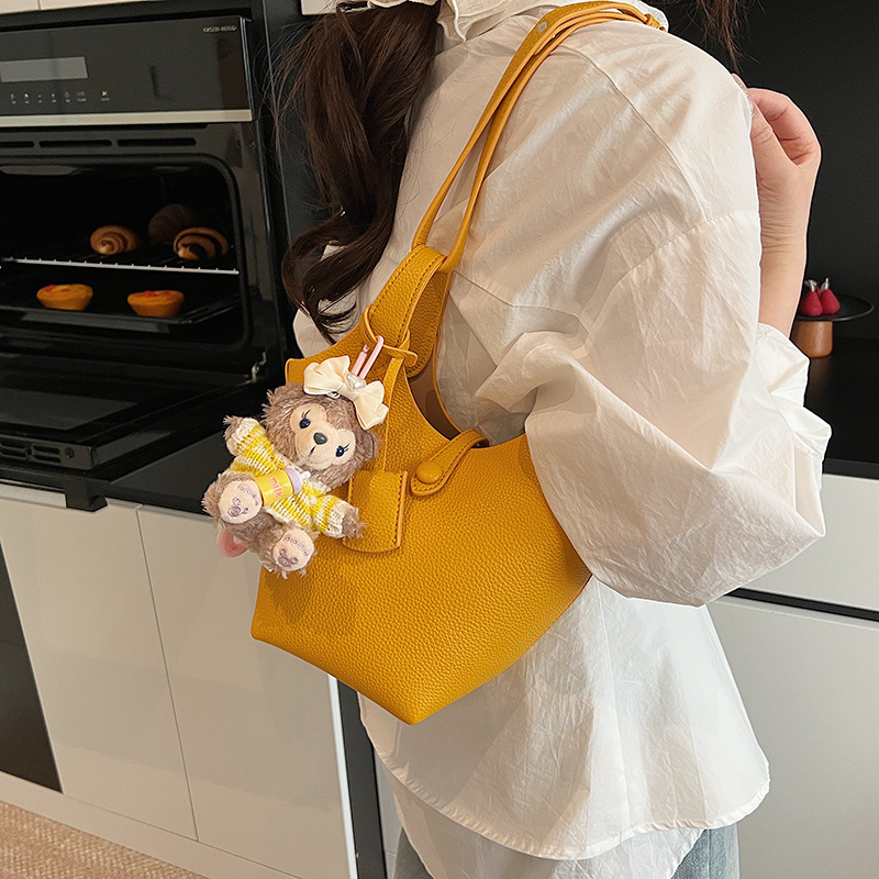 High-end large-capacity hand-held vegetable basket bucket bag for women, 2025 new style, fashionable, versatile and stylish single-shoulder crossbody bag details Picture