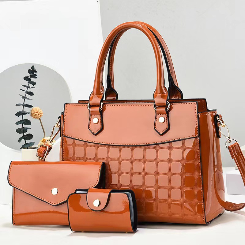 New foreign trade three-piece set of mother-and-child bags and women's bags 2023 fashionable large-capacity single-shoulder crossbody handbag for women details Picture