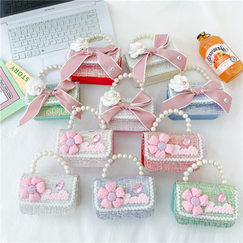 Children's small square bag, cartoon cute flower crossbody bag, girls' loose change handbag, fashionable princess style single-shoulder bag full figure