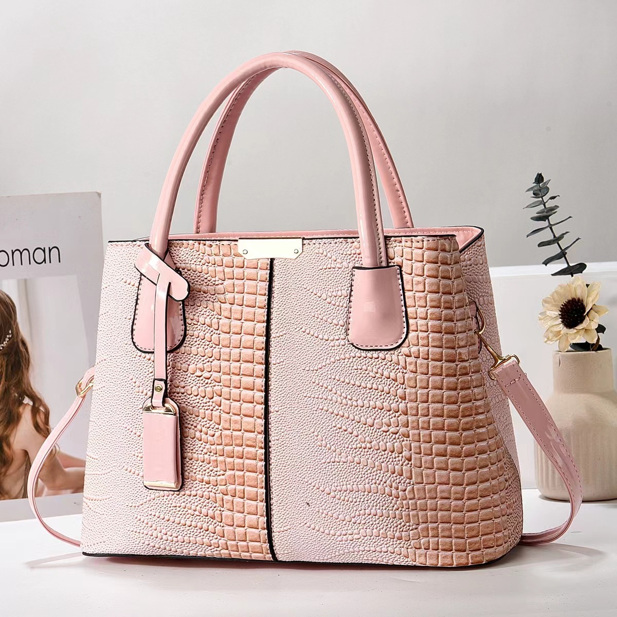 Cross-border bags: Women's 2024 New Casual Octopus shiny leather Handbag, Women's foreign trade single-shoulder crossbody bag details Picture