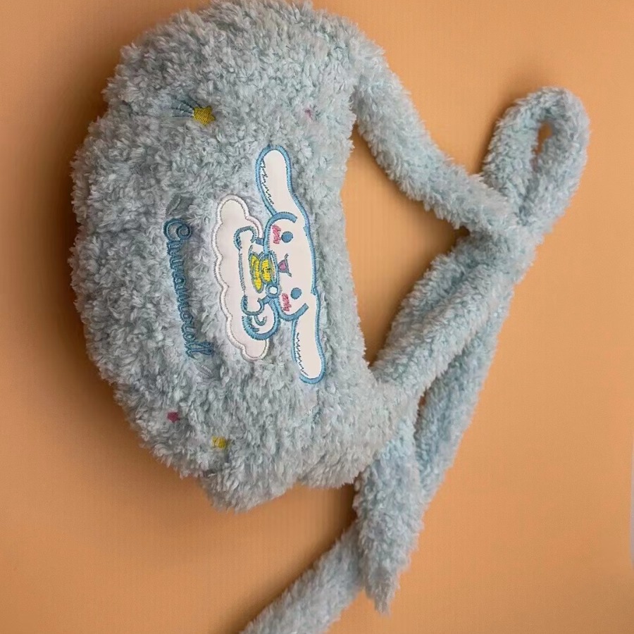 Cute Sanrio plush crossbody hand-held 2023 new cartoon portable storage bag, single-shoulder crossbody manufacturer wholesale Application Scenario