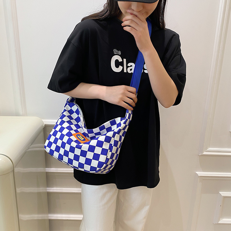 Korean version Instagram large-capacity canvas bag for female students' class handbag, school-style cute and fashionable single-shoulder bag Specification drawing