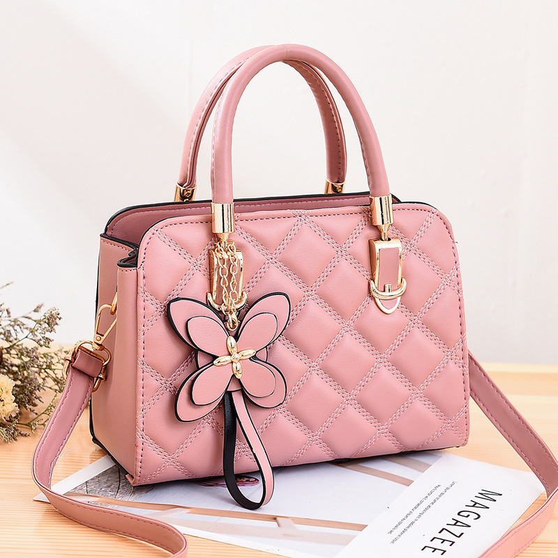 2022 New trendy women's bags for foreign trade: Women's diamond-shaped embroidered thread handbag and women's small chanel-style single-shoulder crossbody bag Specification drawing
