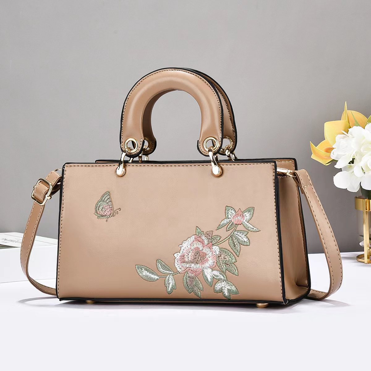 New Chinese-style elegant handbag, elegant and noble mother's handbag, Chinese-style embroidered peony crossbody bag, ladies' bag Specification drawing